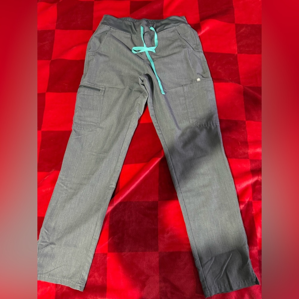 Women's Graphite Yola™ High Waisted 2.0 - Skinny Scrub
Pants
M - Graphite -